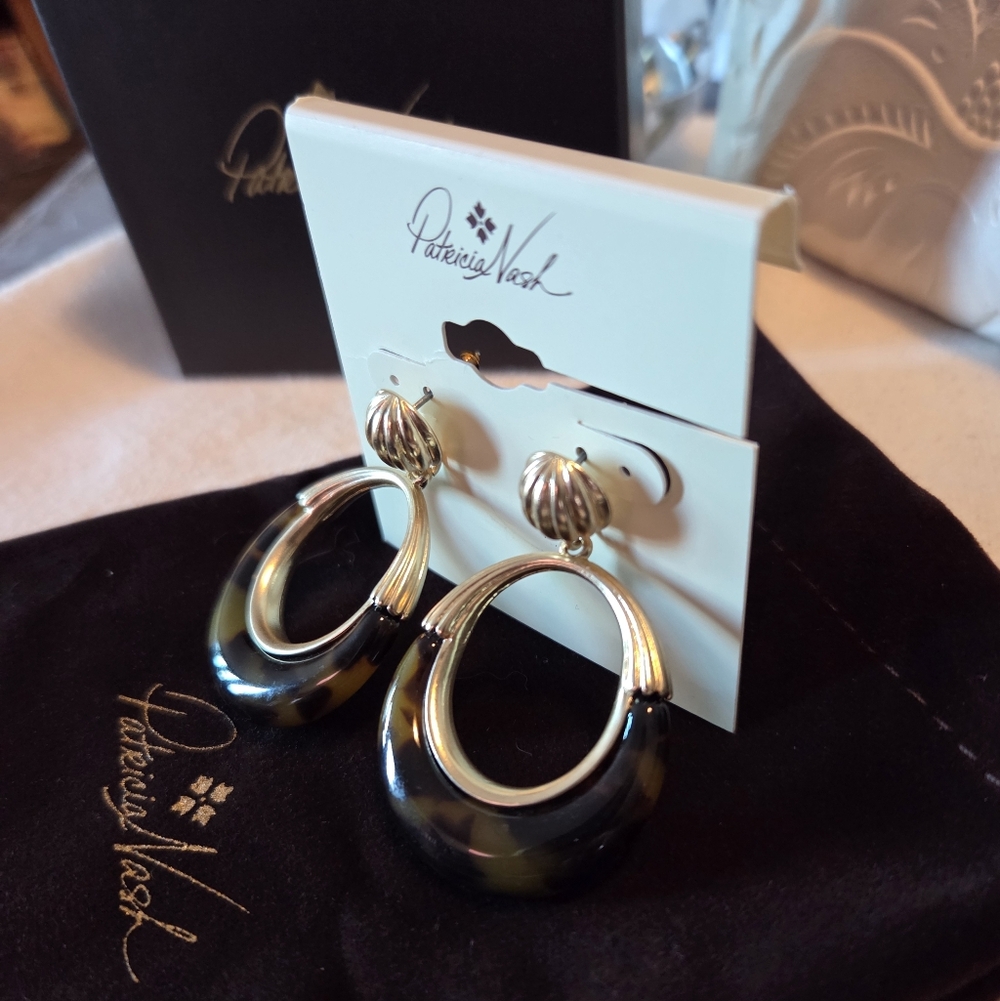 Patricia Nash - Tortoise Doorknocker Earrings